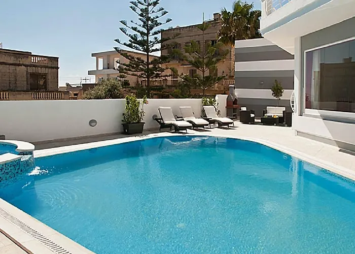 Villa Belvedere Saint Julian's